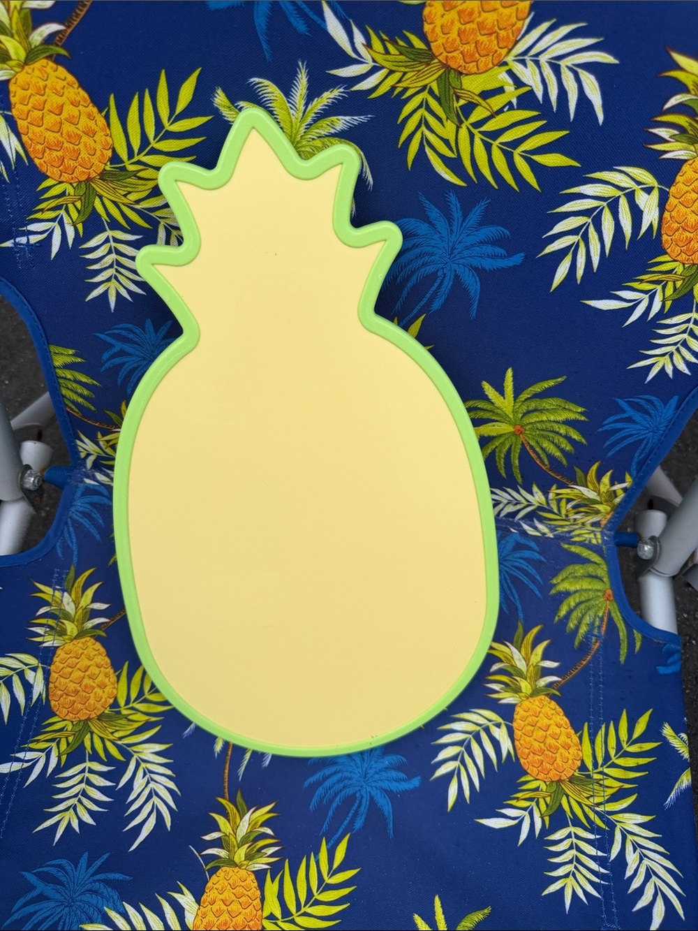 Pineapple Print cutting board - Yellow & Green both sides usable - Picture 2 of 2